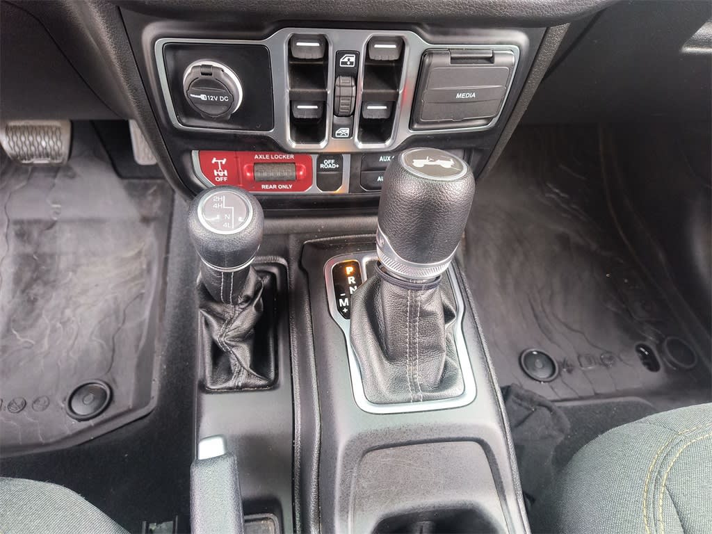 Thumbnail: 2024 Jeep Wrangler - 12