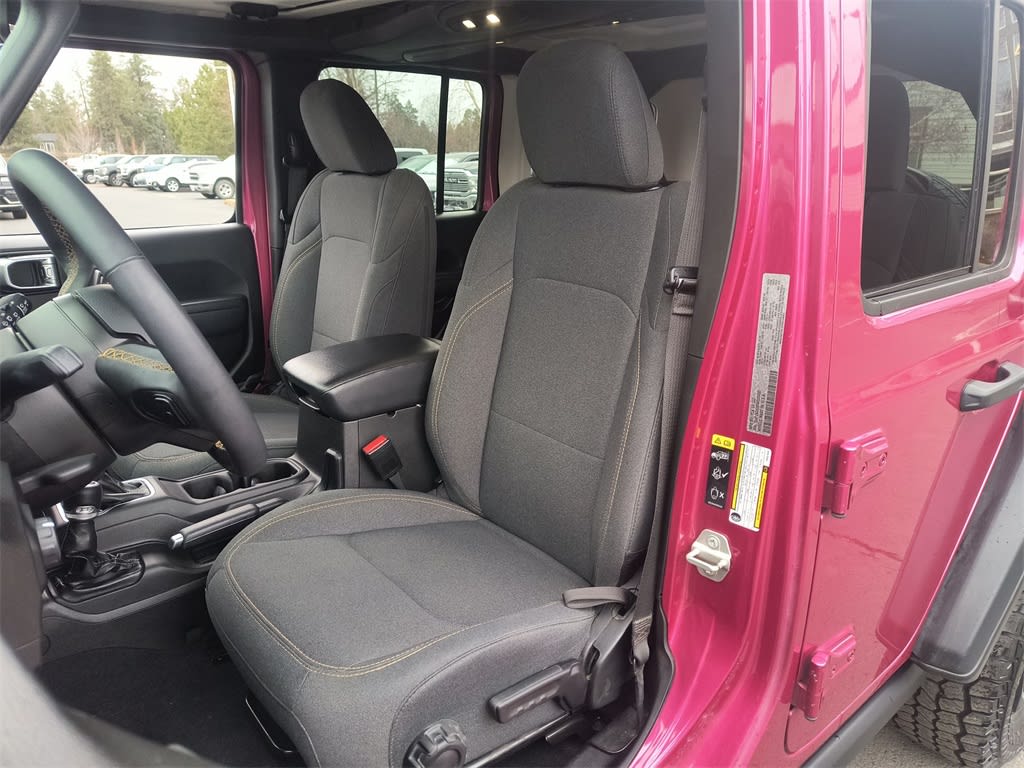 Thumbnail: 2024 Jeep Wrangler - 8