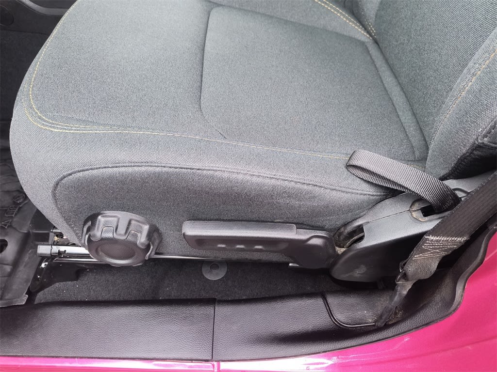 Thumbnail: 2024 Jeep Wrangler - 21