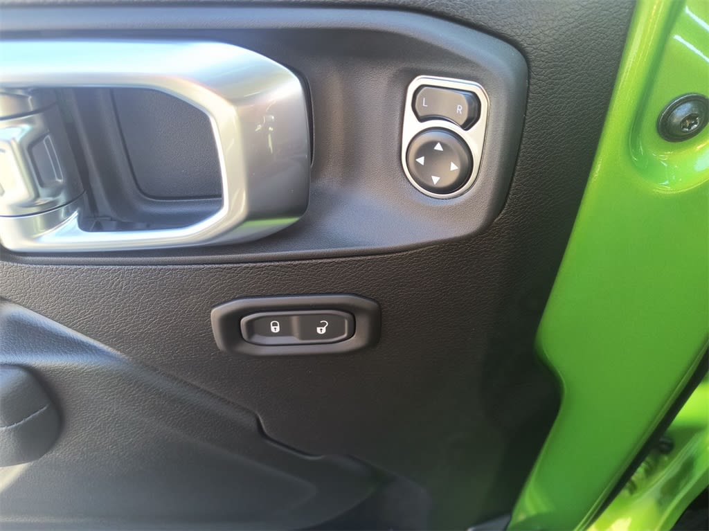 2025 Jeep Wrangler Sport 13