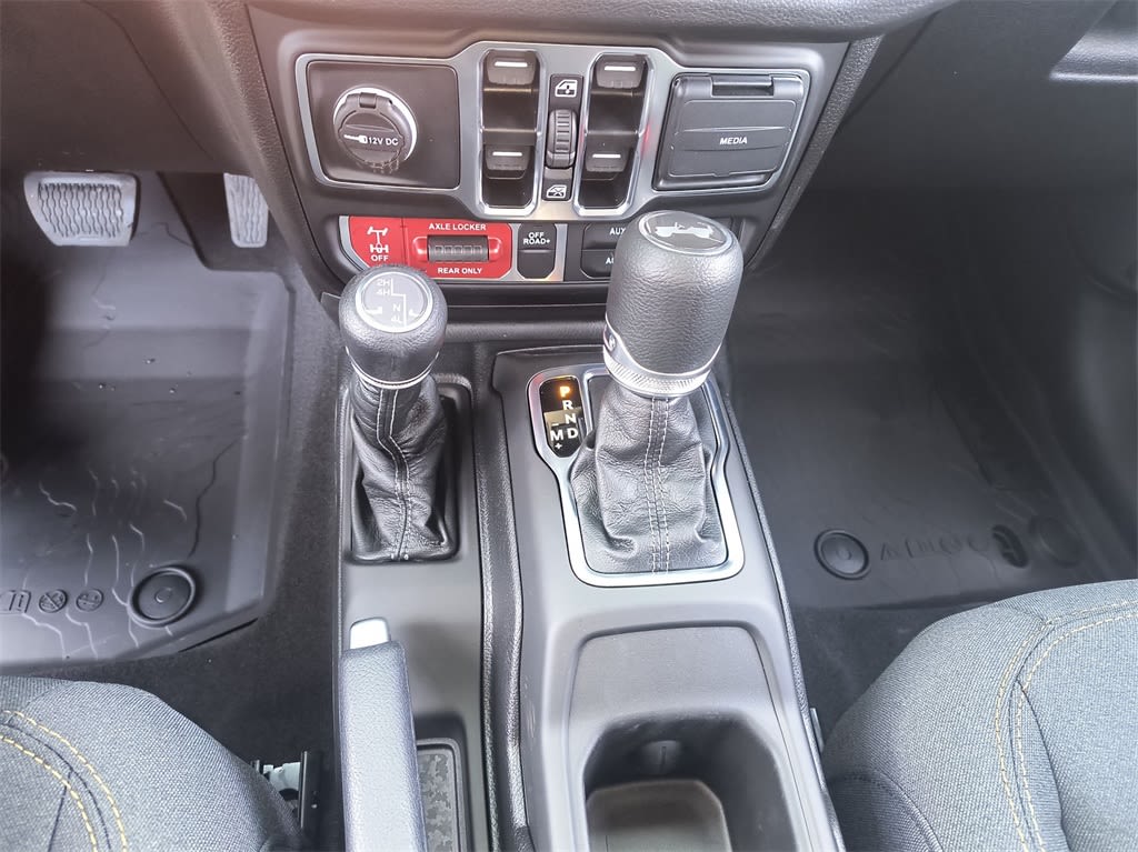 2025 Jeep Wrangler Sport 12