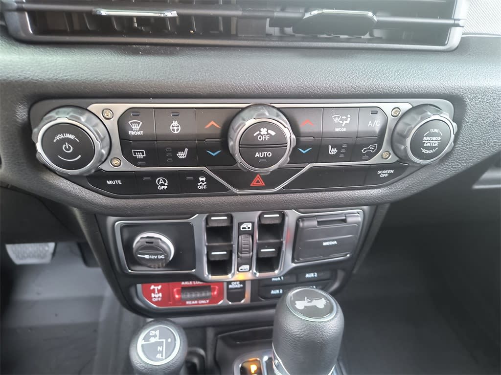 2025 Jeep Wrangler Sport 23