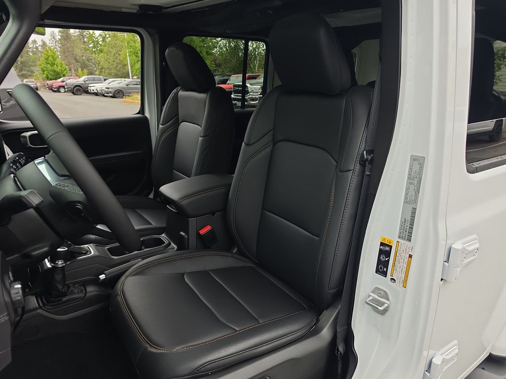 Thumbnail: 2026 Jeep Wrangler - 8