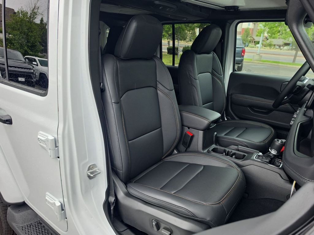 Thumbnail: 2026 Jeep Wrangler - 9