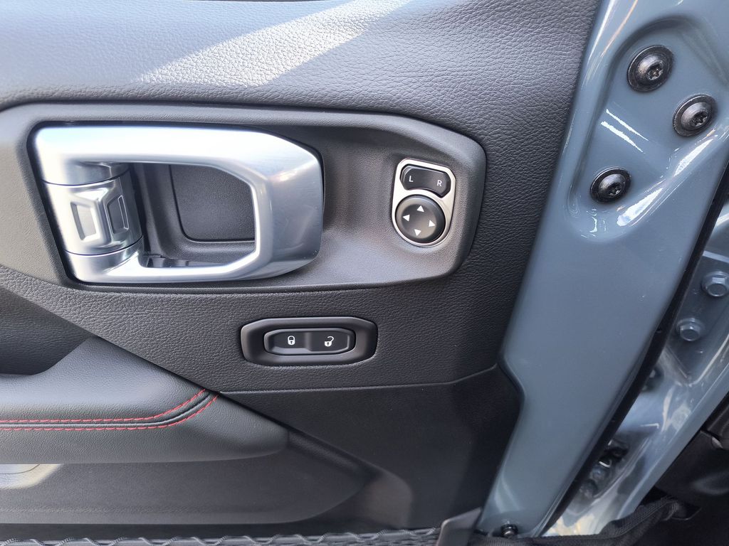 Thumbnail: 2026 Jeep Wrangler - 21