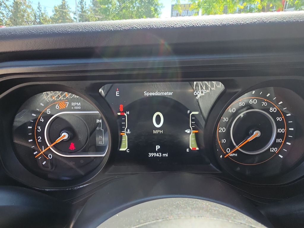 Thumbnail: 2025 Jeep Wrangler - 12