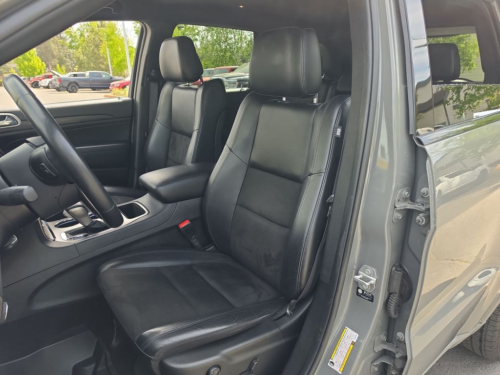 Thumbnail: 2021 Jeep Grand Cherokee - 8