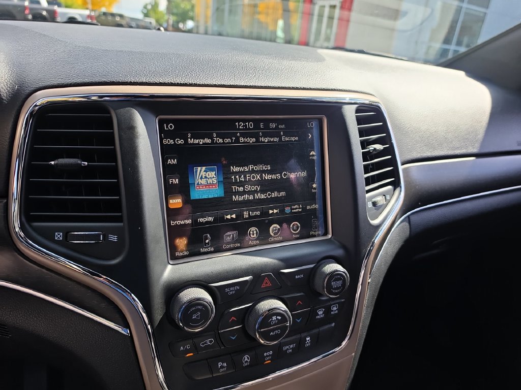 Thumbnail: 2016 Jeep Grand Cherokee - 10