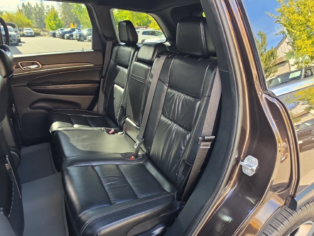 Thumbnail: 2016 Jeep Grand Cherokee - 9