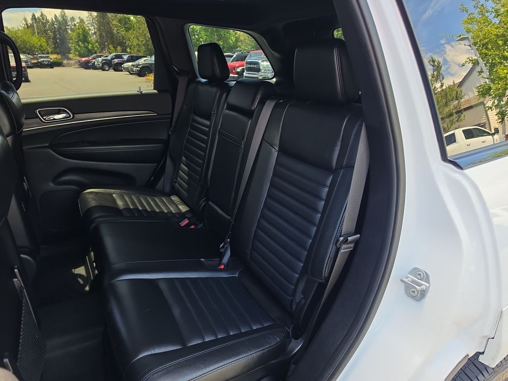 Thumbnail: 2020 Jeep Grand Cherokee - 11