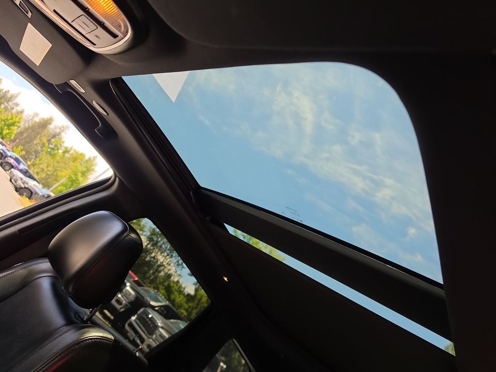 Thumbnail: 2020 Jeep Grand Cherokee - 27
