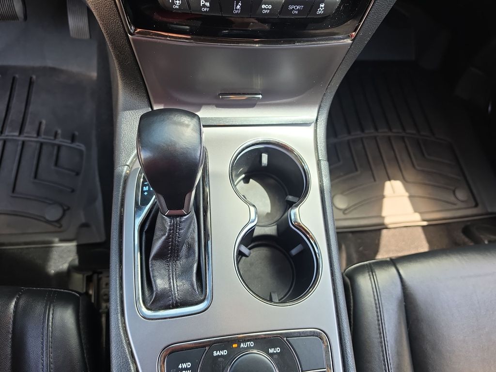 Thumbnail: 2020 Jeep Grand Cherokee - 13