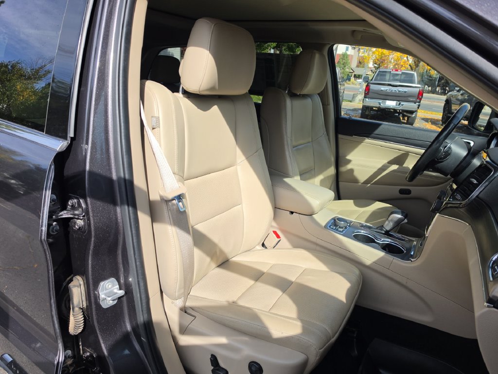 Thumbnail: 2021 Jeep Grand Cherokee - 8