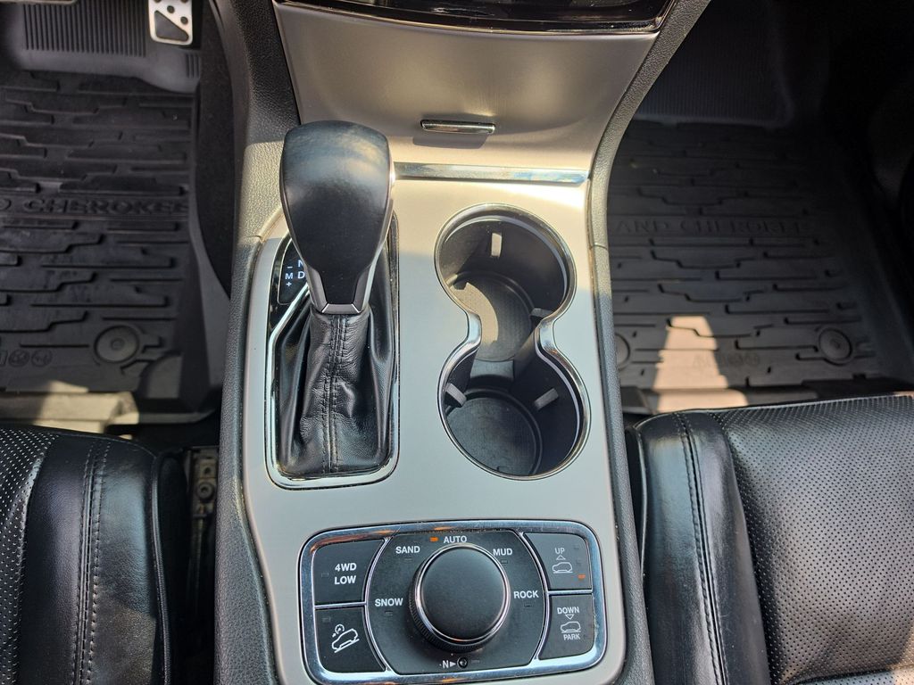 Thumbnail: 2019 Jeep Grand Cherokee - 11