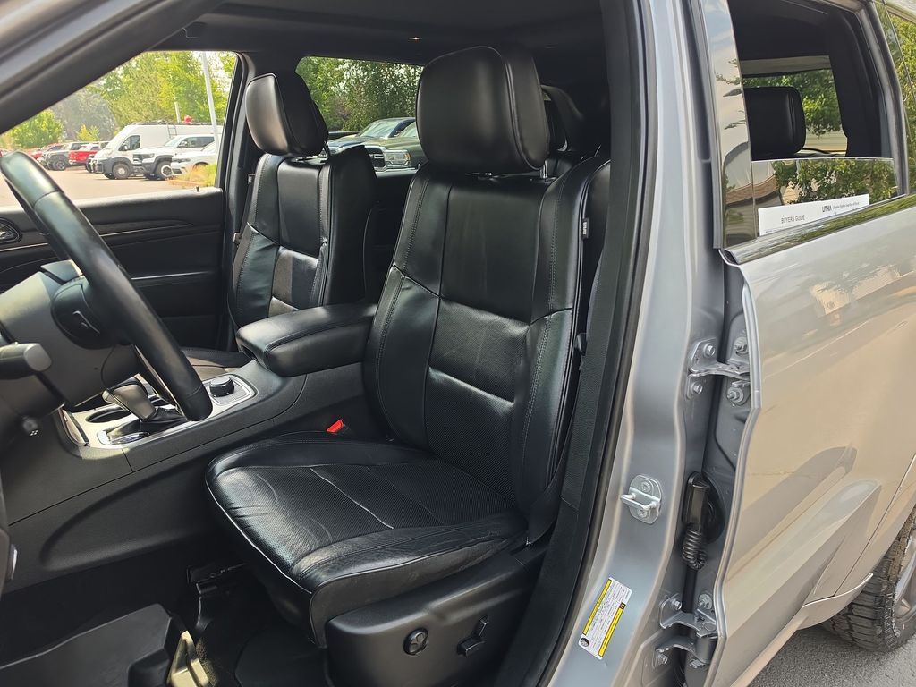 Thumbnail: 2019 Jeep Grand Cherokee - 7