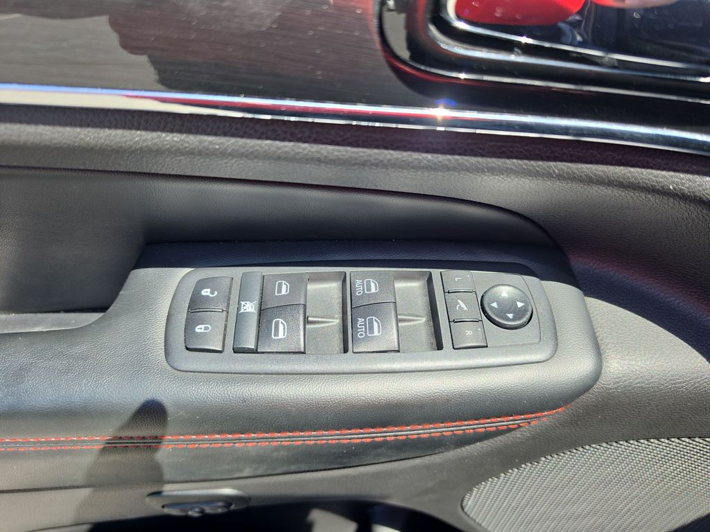 Thumbnail: 2020 Jeep Grand Cherokee - 22