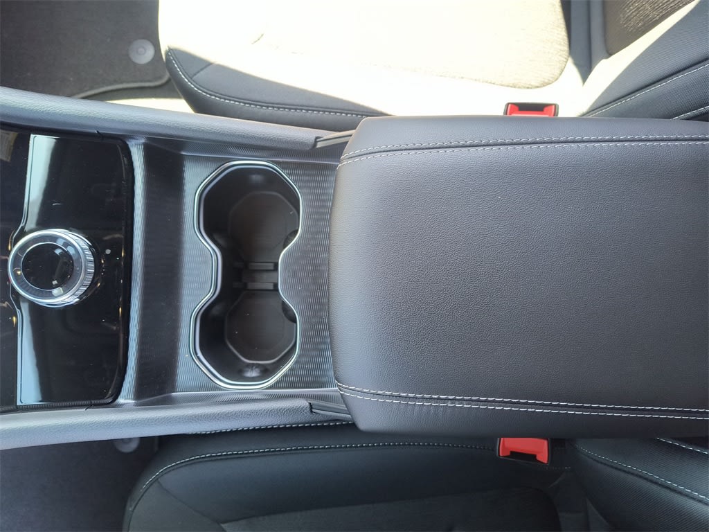2025 Jeep Grand Cherokee Laredo 24