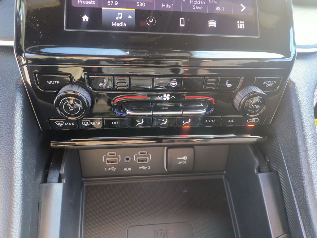Thumbnail: 2026 Jeep Grand Cherokee - 23
