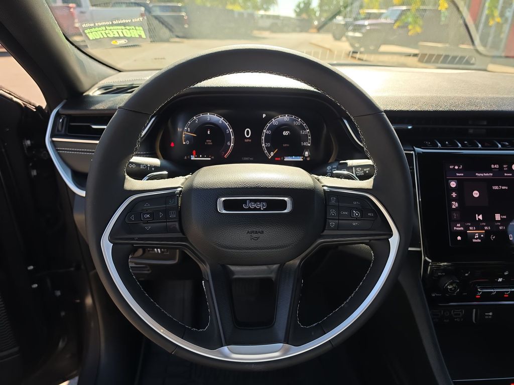 Thumbnail: 2025 Jeep Grand Cherokee - 2