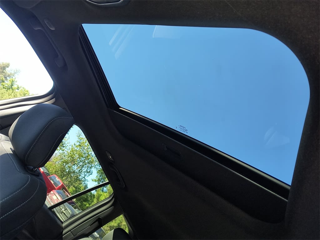 Thumbnail: 2025 Jeep Grand Cherokee - 24