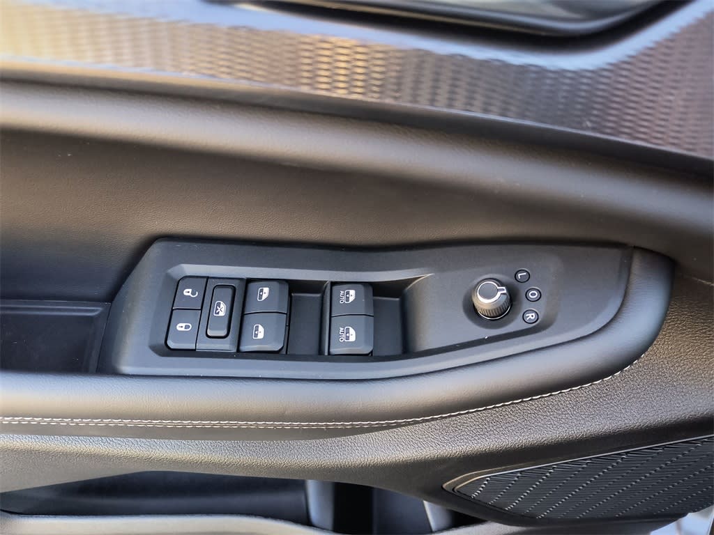 Thumbnail: 2025 Jeep Grand Cherokee - 21