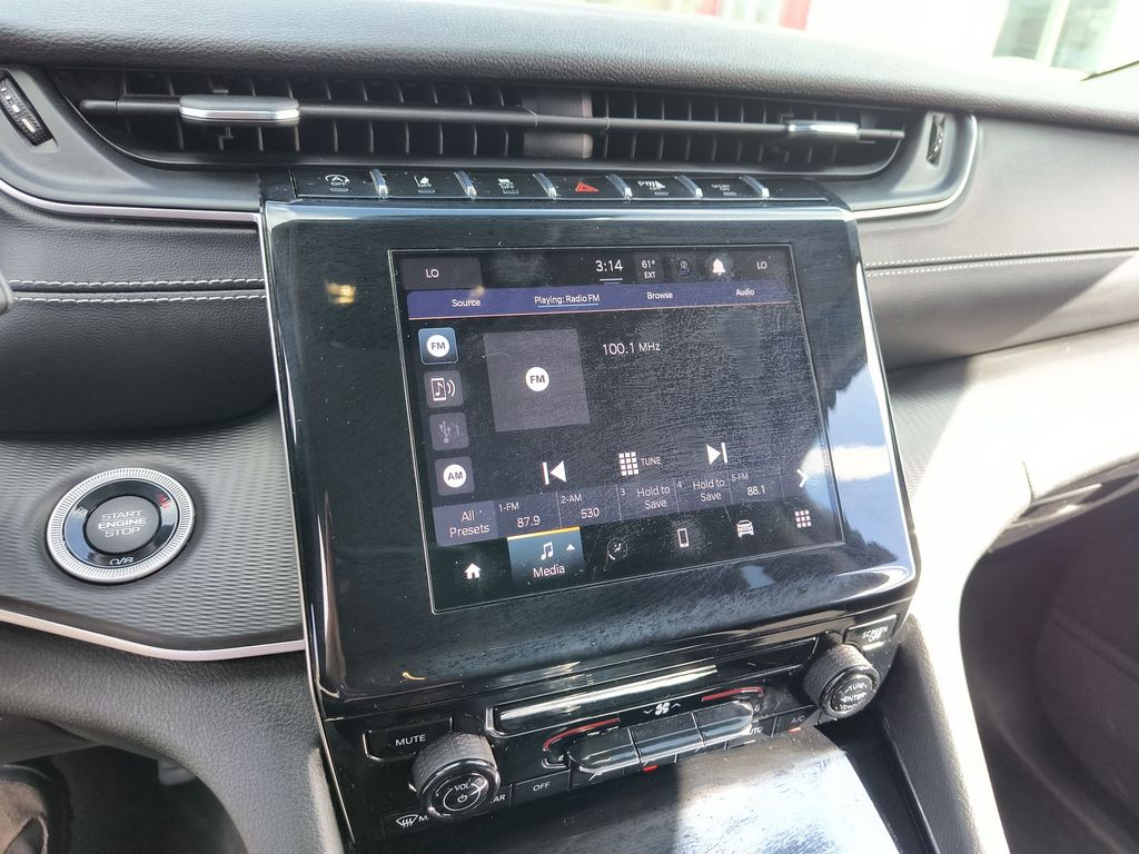 Thumbnail: 2023 Jeep Grand Cherokee - 11