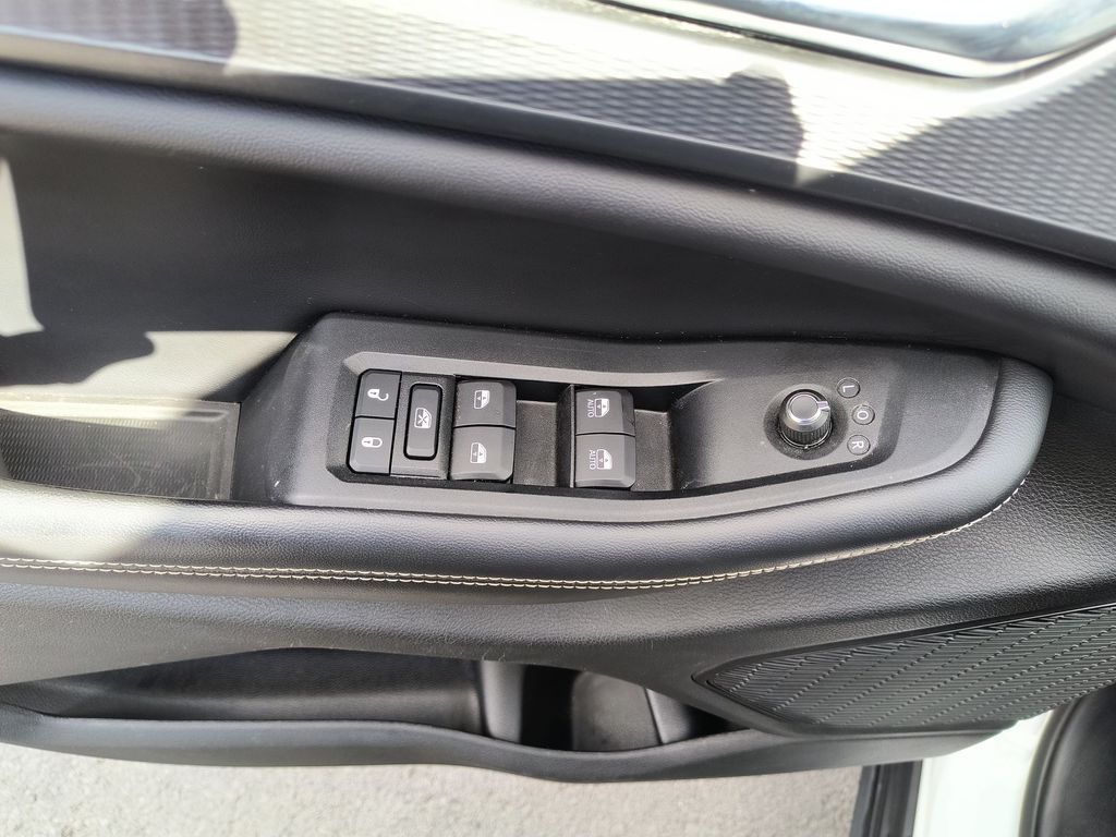 Thumbnail: 2023 Jeep Grand Cherokee - 21