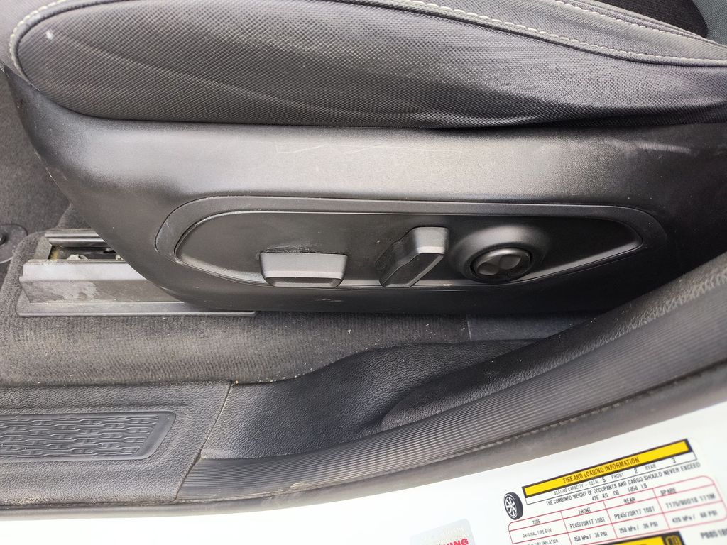 Thumbnail: 2023 Jeep Grand Cherokee - 20