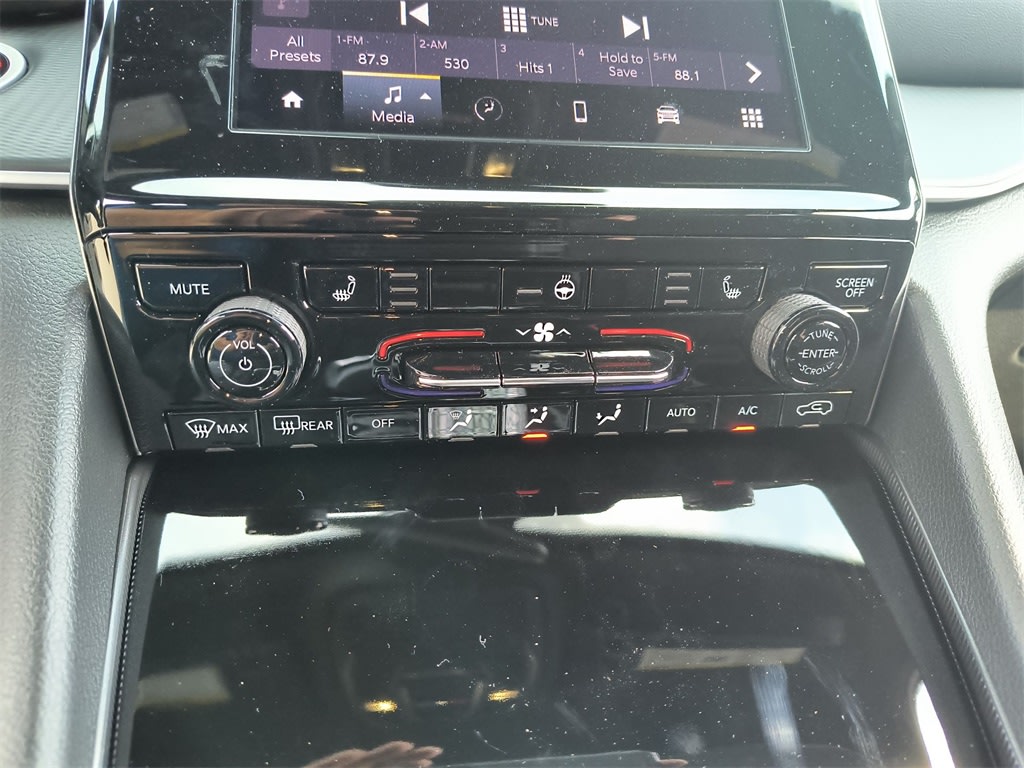 Thumbnail: 2025 Jeep Grand Cherokee - 23