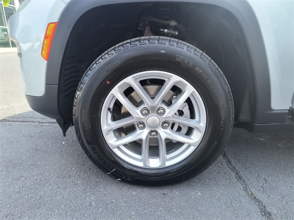 Thumbnail: 2025 Jeep Grand Cherokee - 5