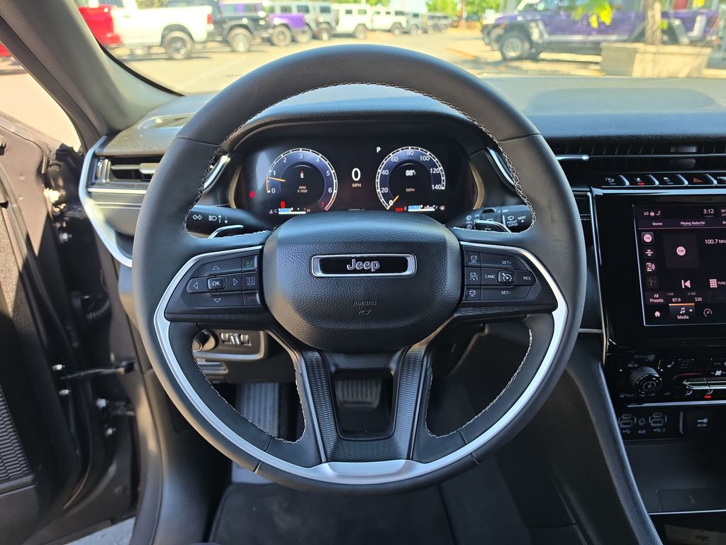 Thumbnail: 2024 Jeep Grand Cherokee - 2