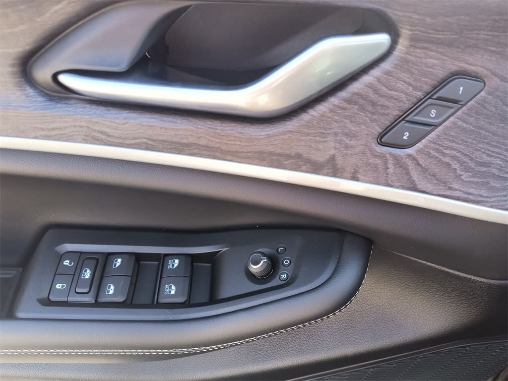 Thumbnail: 2025 Jeep Grand Cherokee - 20