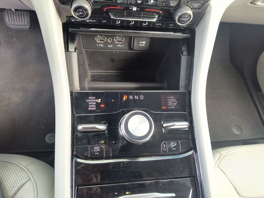 Thumbnail: 2023 Jeep Grand Cherokee - 24