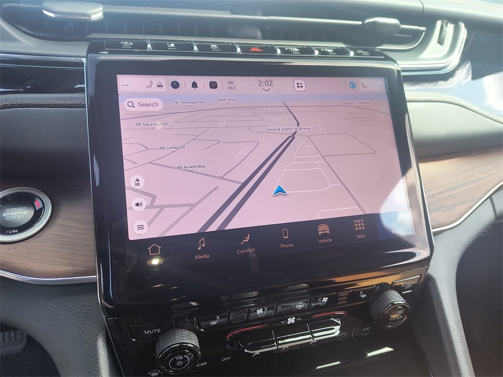 2025 Jeep Grand Cherokee Summit 23