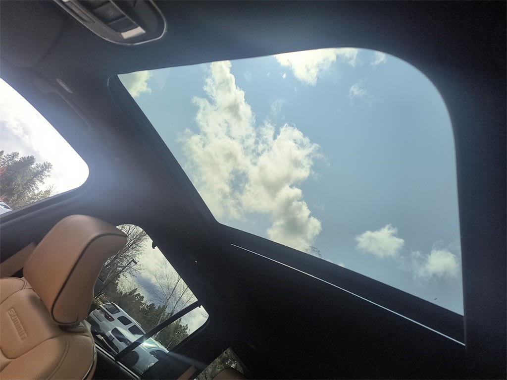 2025 Jeep Grand Cherokee Summit 26
