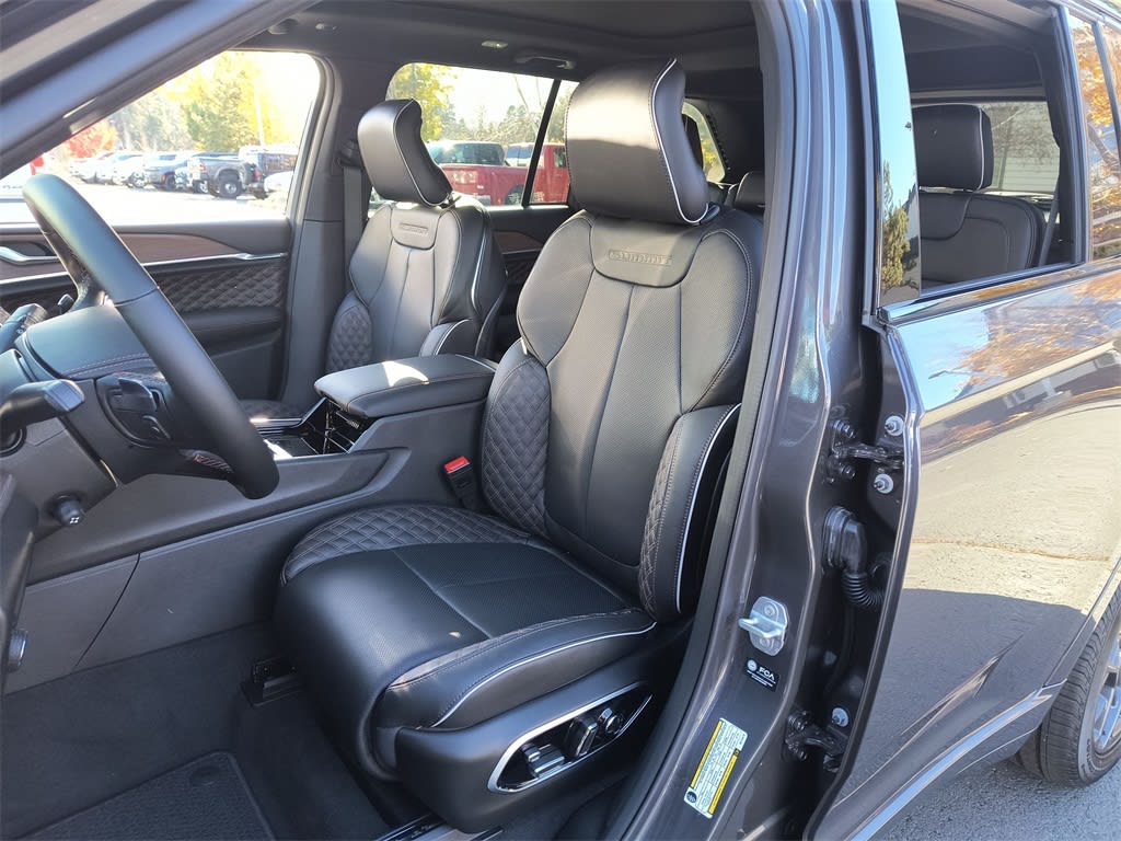 Thumbnail: 2025 Jeep Grand Cherokee - 8