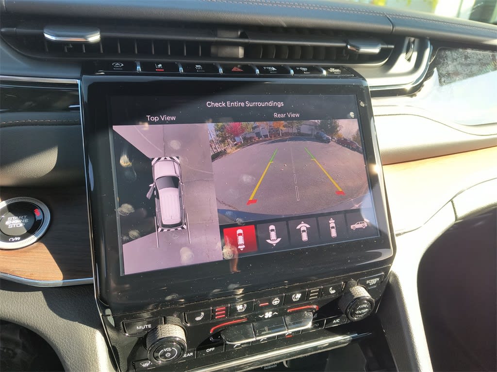 Thumbnail: 2025 Jeep Grand Cherokee - 22