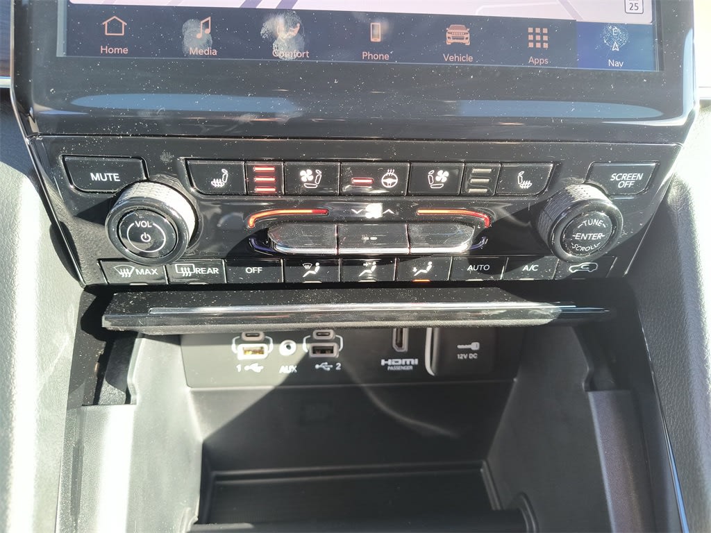 Thumbnail: 2025 Jeep Grand Cherokee - 24