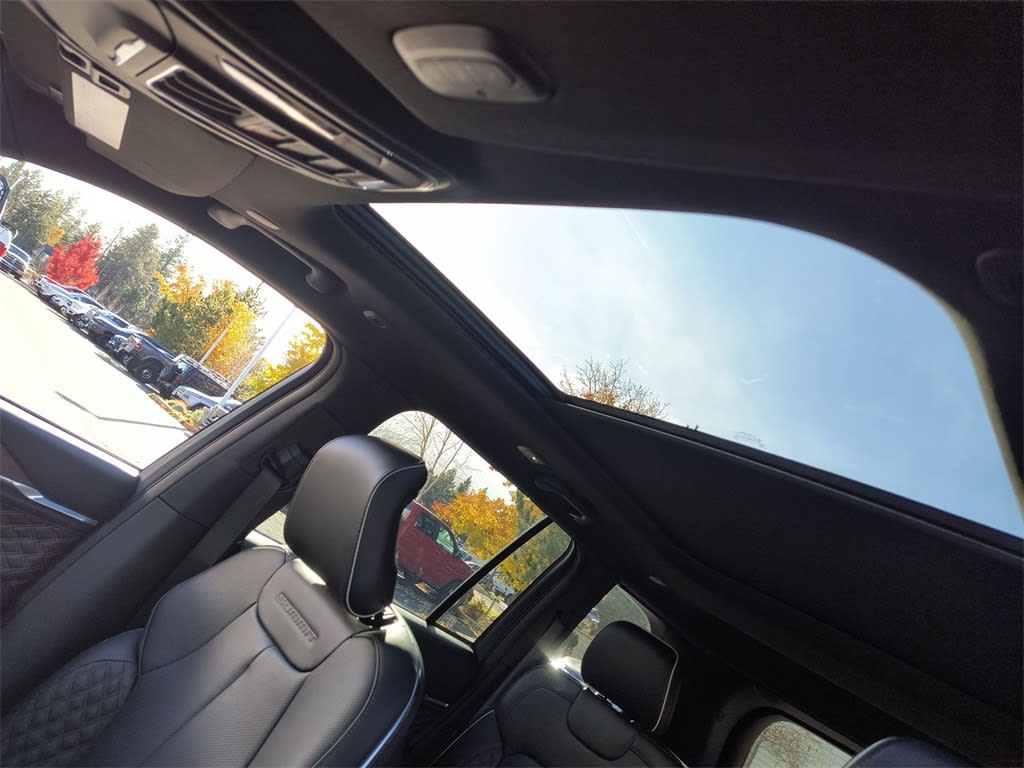 Thumbnail: 2025 Jeep Grand Cherokee - 25