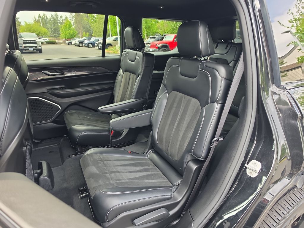 Thumbnail: 2021 Jeep Grand Cherokee L - 9
