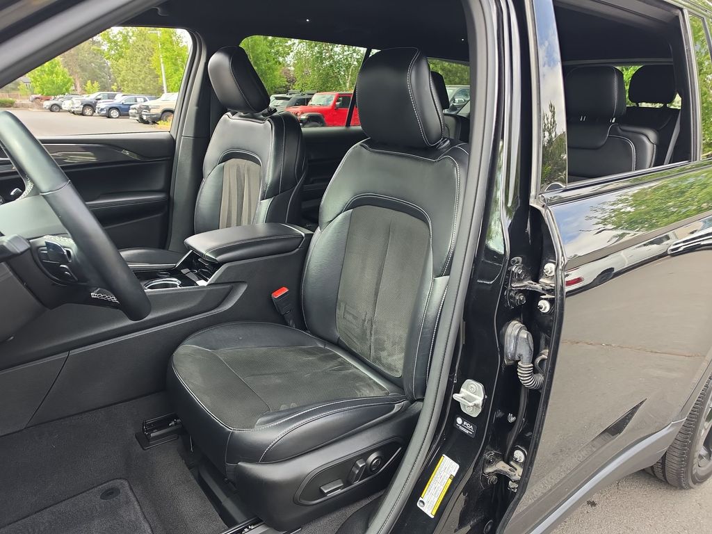 Thumbnail: 2021 Jeep Grand Cherokee L - 7