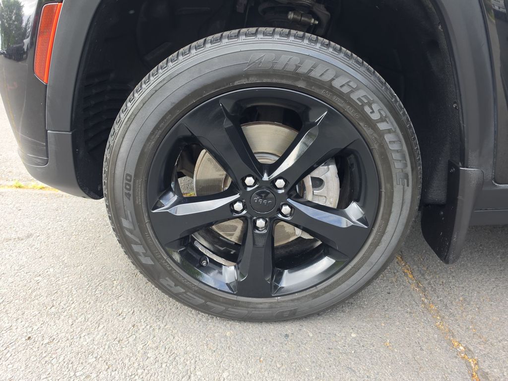 Thumbnail: 2021 Jeep Grand Cherokee L - 5