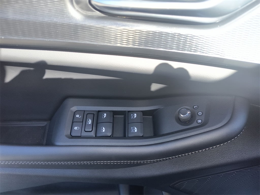 Thumbnail: 2025 Jeep Grand Cherokee L - 20