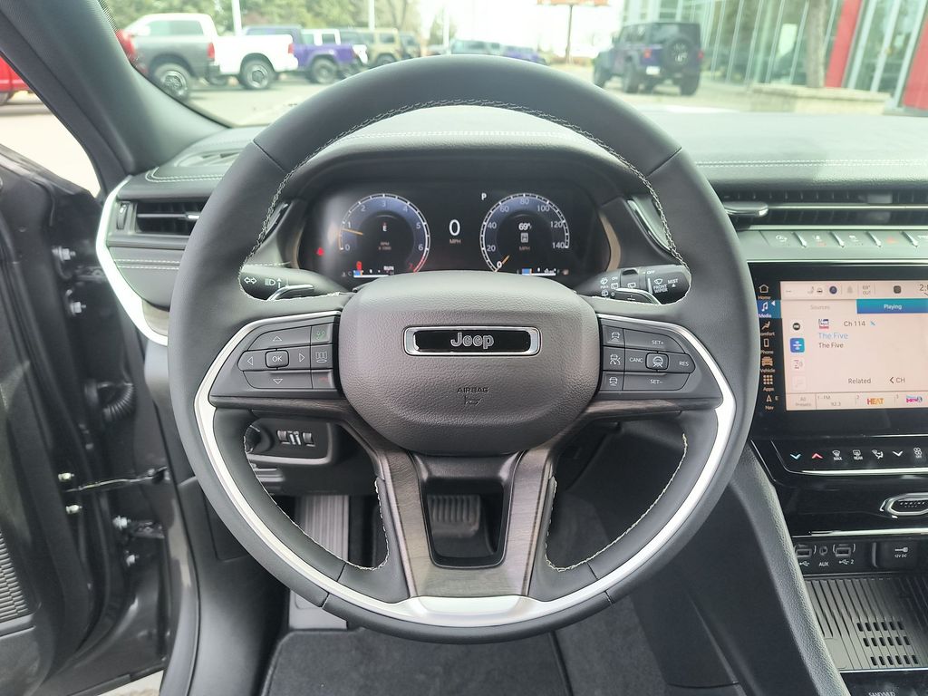 Thumbnail: 2026 Jeep Grand Cherokee L - 2