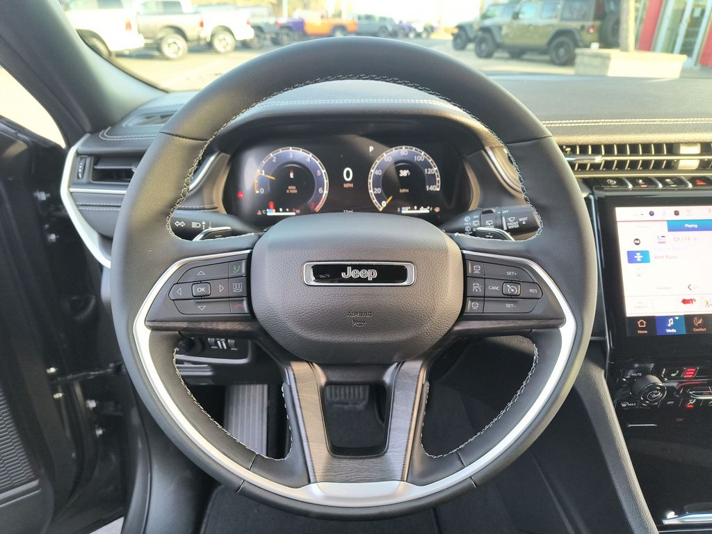 Thumbnail: 2025 Jeep Grand Cherokee L - 2