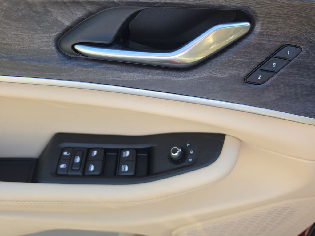 Thumbnail: 2023 Jeep Grand Cherokee L - 20