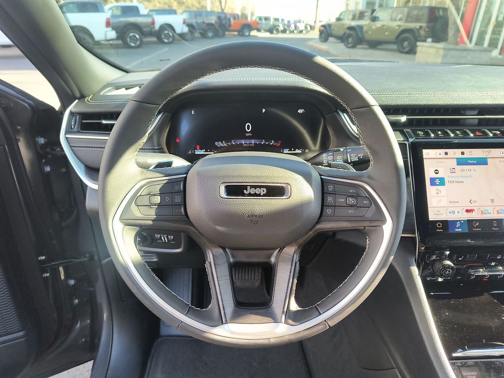 Thumbnail: 2025 Jeep Grand Cherokee L - 2