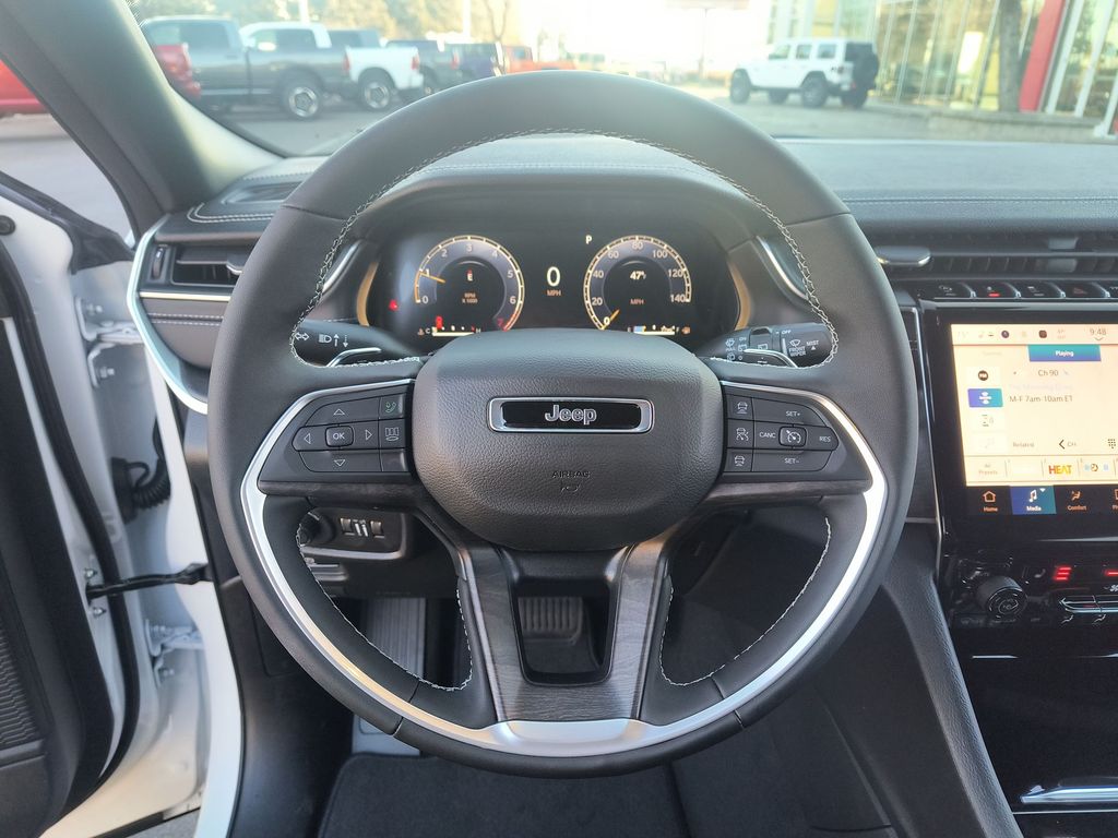 Thumbnail: 2025 Jeep Grand Cherokee L - 2