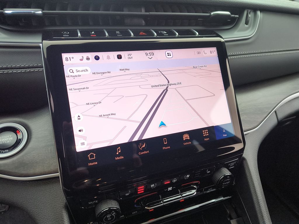 Thumbnail: 2025 Jeep Grand Cherokee L - 23