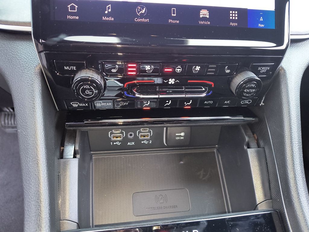 Thumbnail: 2025 Jeep Grand Cherokee L - 24